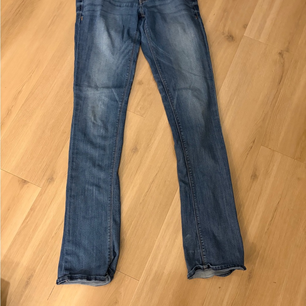 Express Women's Classic Indigo Straight Leg Jeans